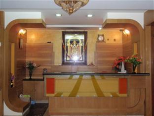 Ug Grand Hotel Bangalore Exteriör bild